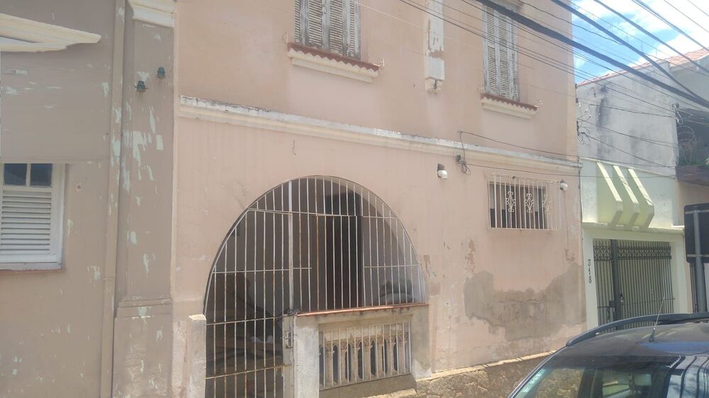 Casa à venda com 5 quartos, 170m² - Foto 12