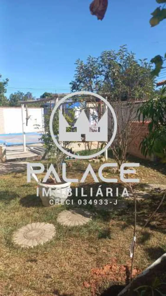 Casa, 4 quartos, 230 m² - Foto 1
