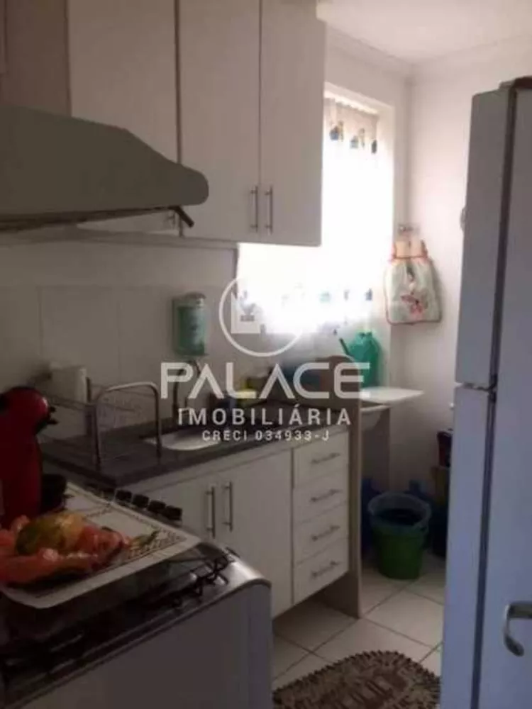 Apartamento à venda com 3 quartos, 48m² - Foto 2