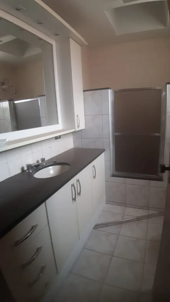 Casa, 4 quartos, 304 m² - Foto 4