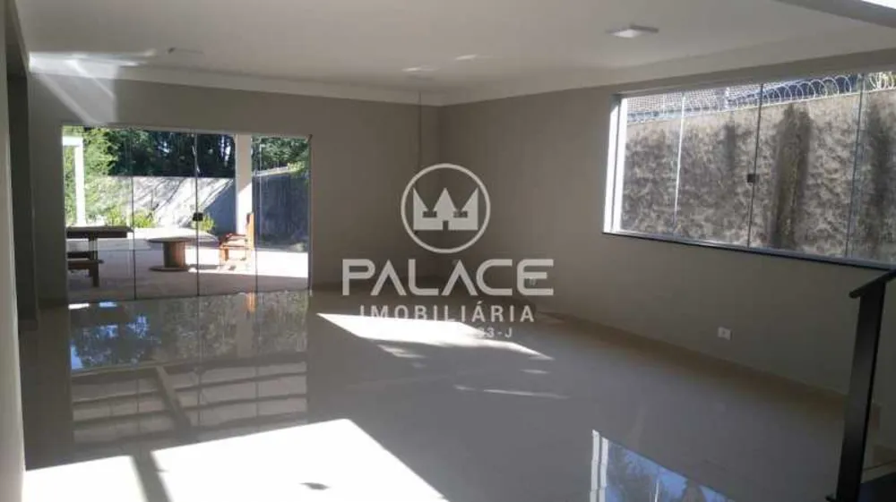 Casa, 3 quartos, 310 m² - Foto 2