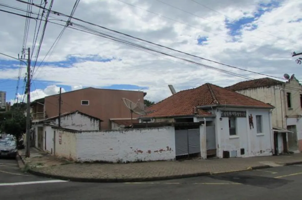 Casa, 3 quartos, 234 m² - Foto 1