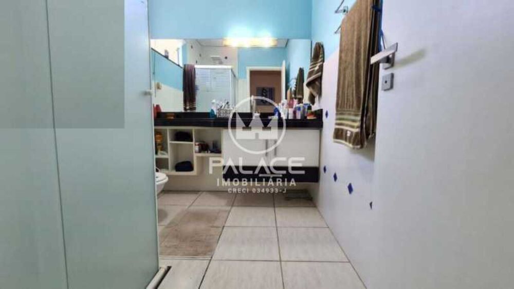 Casa à venda com 3 quartos, 248m² - Foto 8