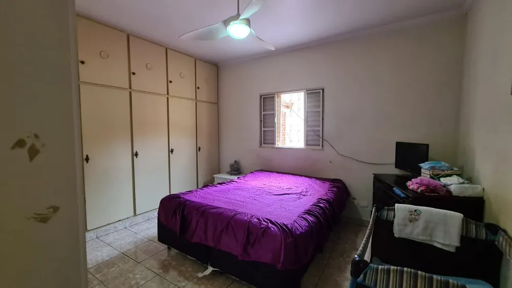 Casa, 3 quartos, 198 m² - Foto 2