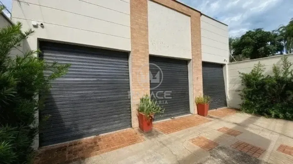 Prédio Inteiro, 210 m² - Foto 1