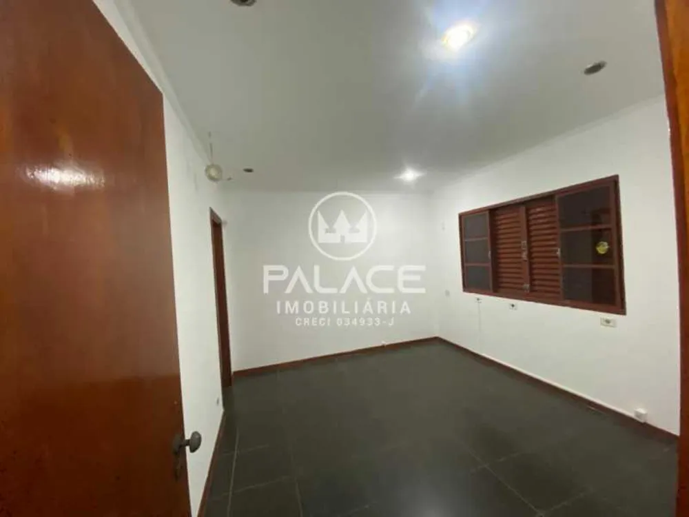 Casa, 3 quartos, 326 m² - Foto 1
