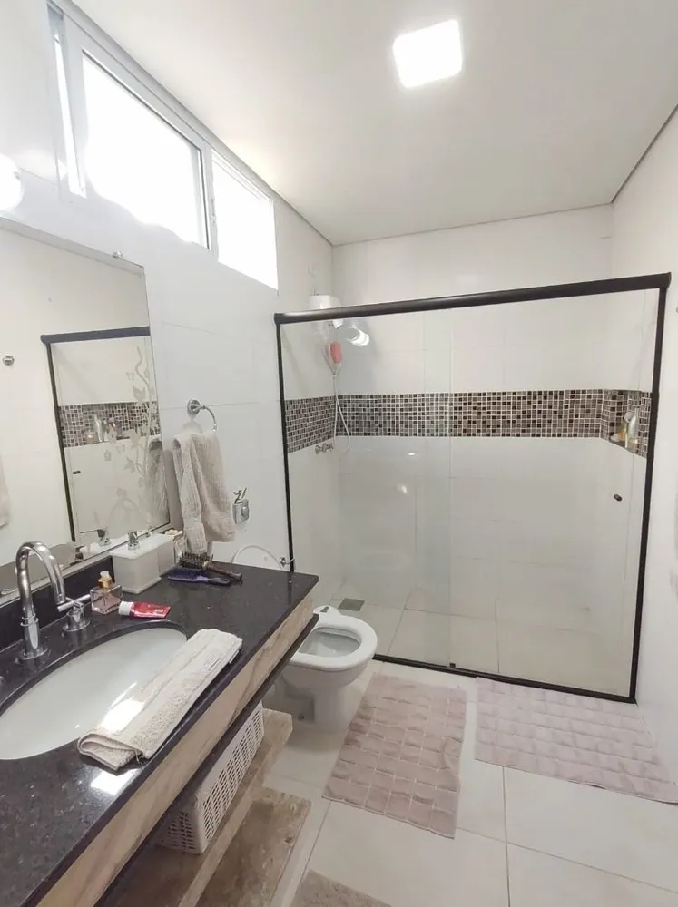 Casa, 3 quartos, 163 m² - Foto 2