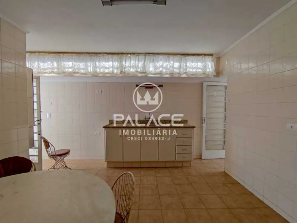 Casa, 3 quartos, 224 m² - Foto 3