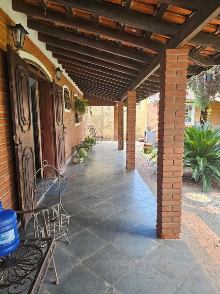 Casa, 4 quartos, 220 m² - Foto 1