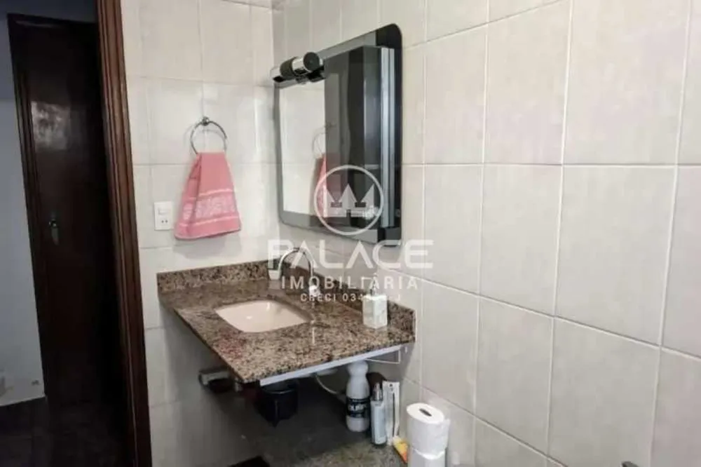 Casa, 4 quartos, 190 m² - Foto 5