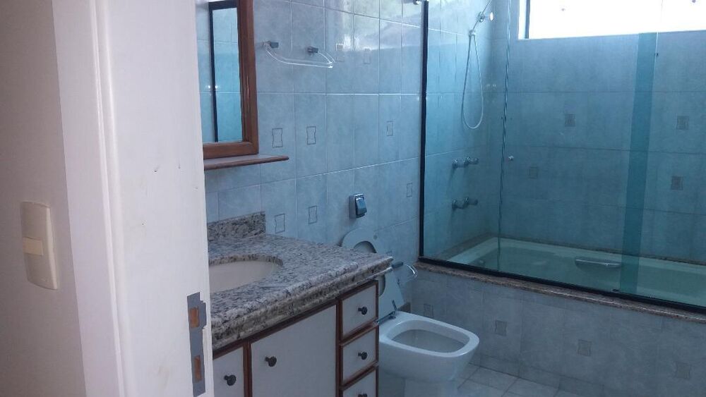 Casa à venda com 4 quartos, 321m² - Foto 7