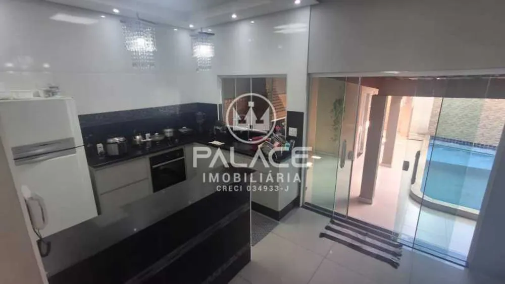Casa, 3 quartos, 183 m² - Foto 2