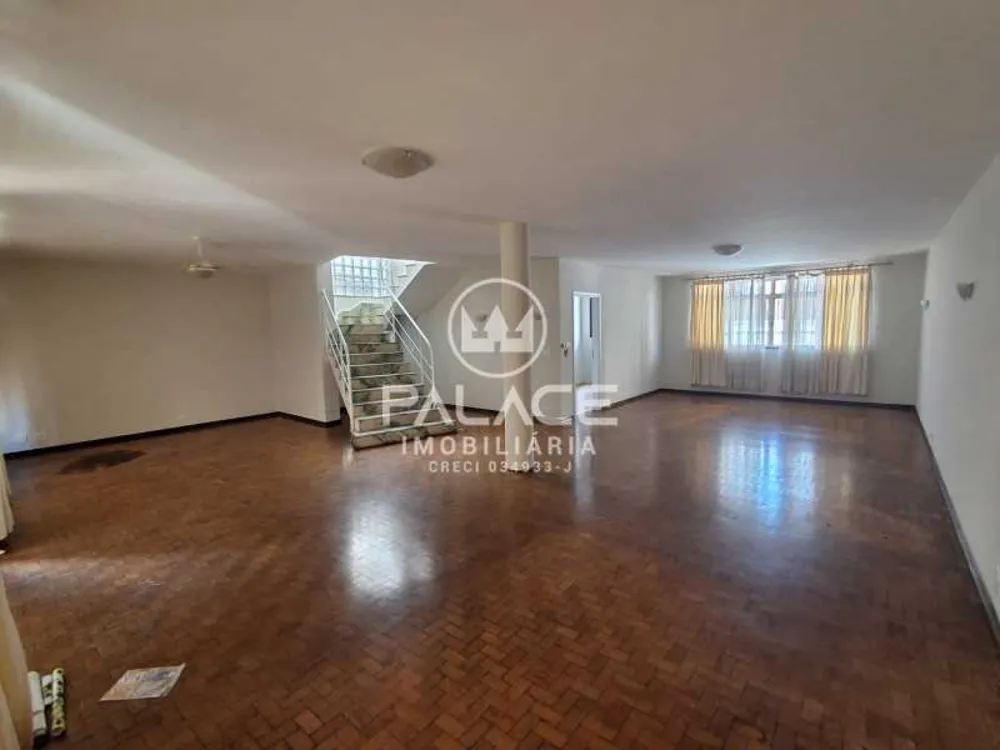 Casa, 2 quartos, 342 m² - Foto 1