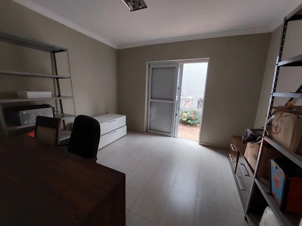 Casa, 4 quartos, 230 m² - Foto 3