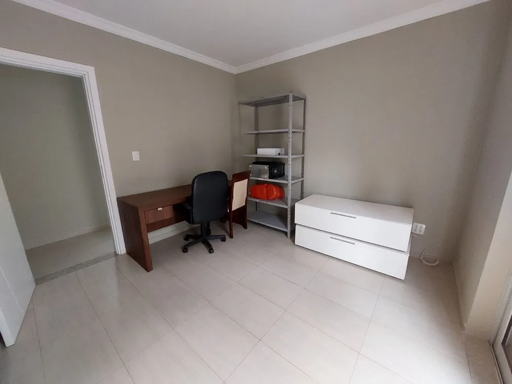 Casa, 4 quartos, 230 m² - Foto 4