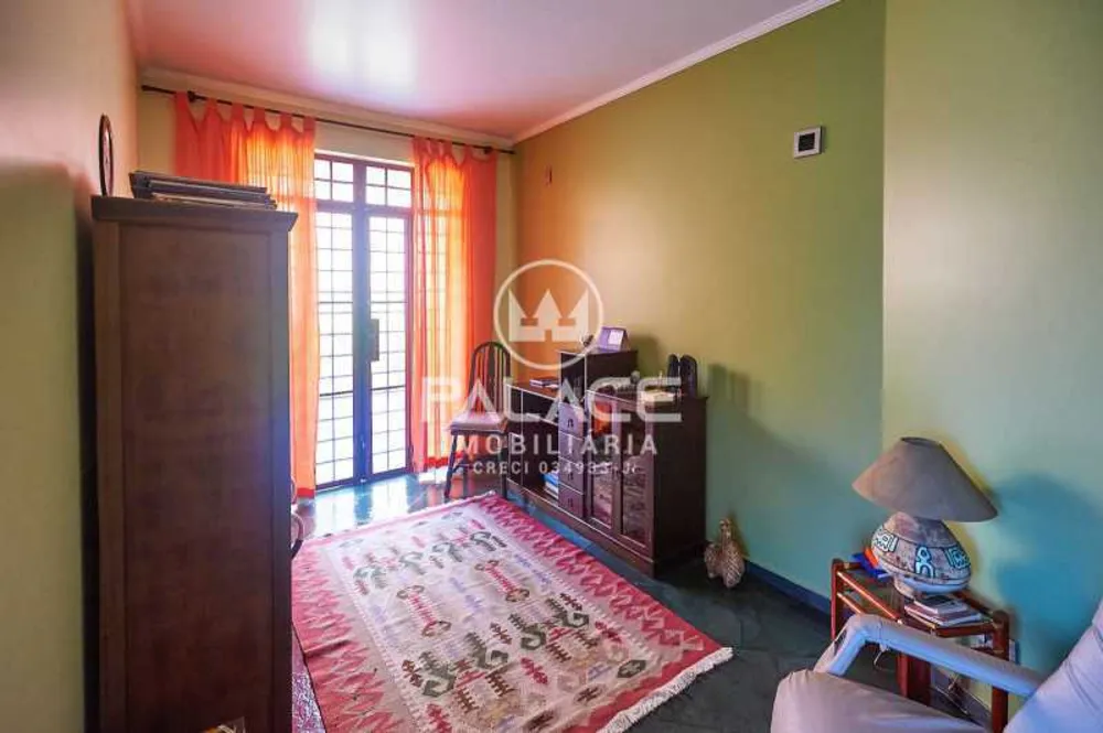 Casa, 4 quartos, 340 m² - Foto 1