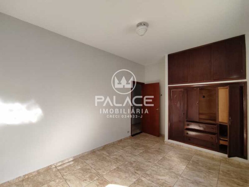 Casa para alugar com 3 quartos, 215m² - Foto 20