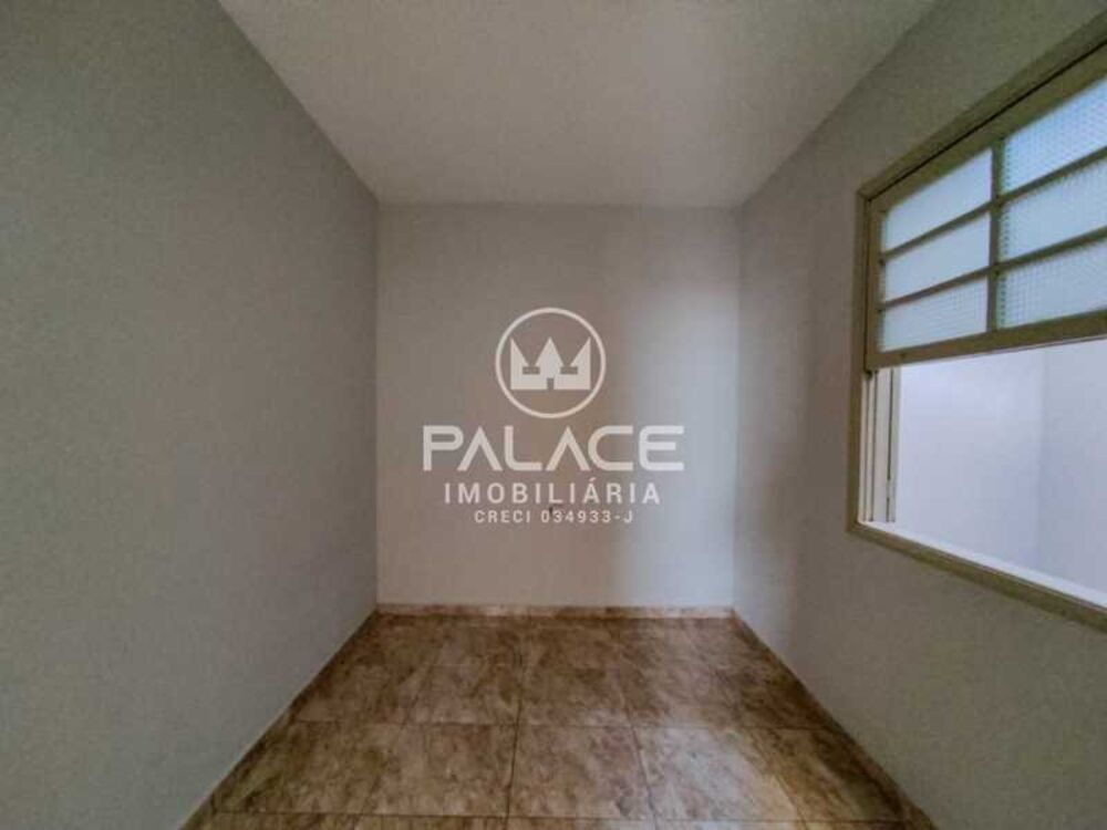 Casa para alugar com 3 quartos, 215m² - Foto 13