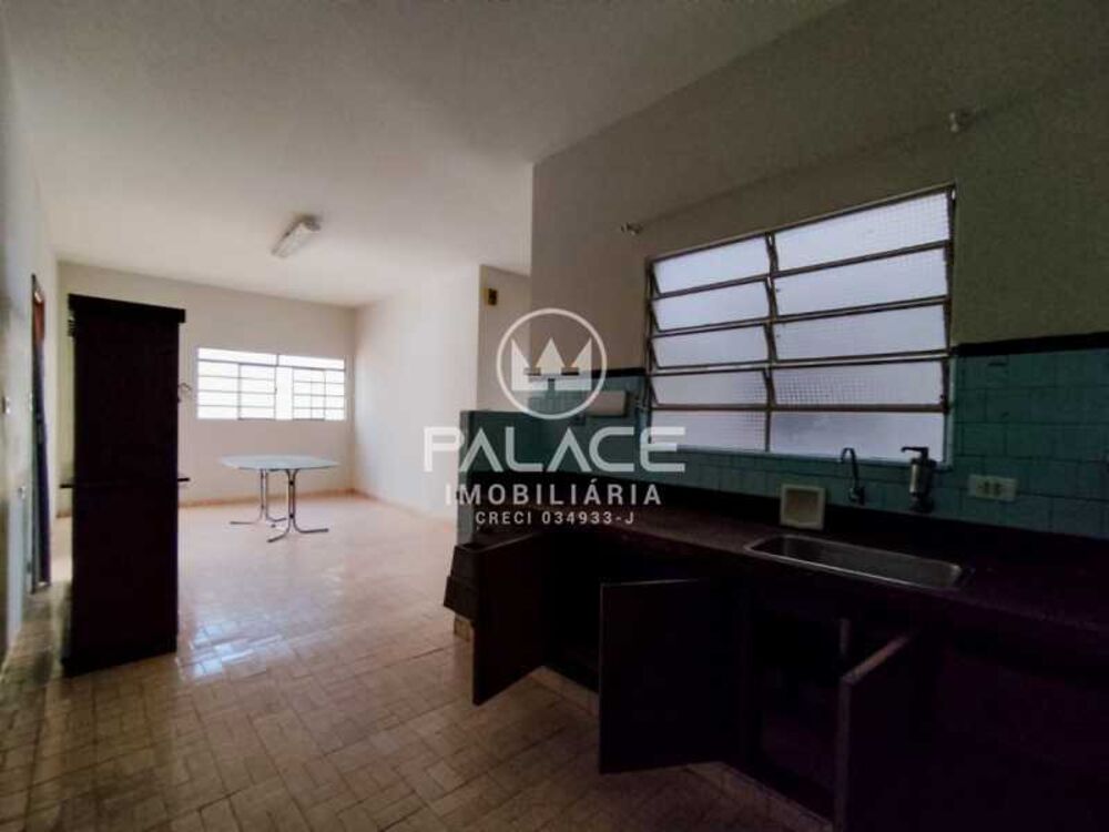 Casa para alugar com 3 quartos, 215m² - Foto 10