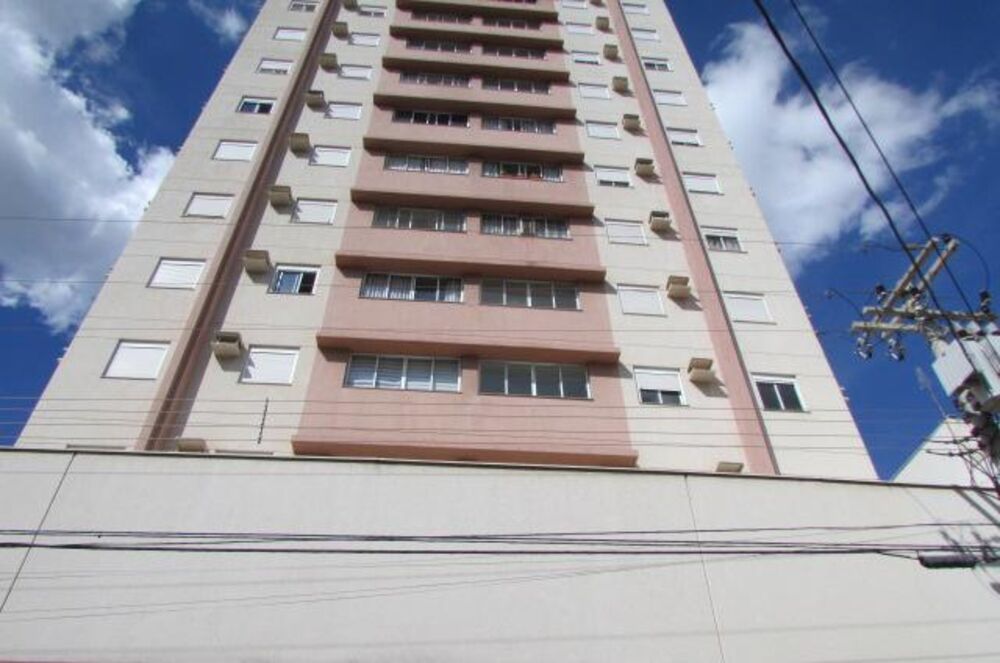 Apartamento à venda com 3 quartos, 109m² - Foto 1