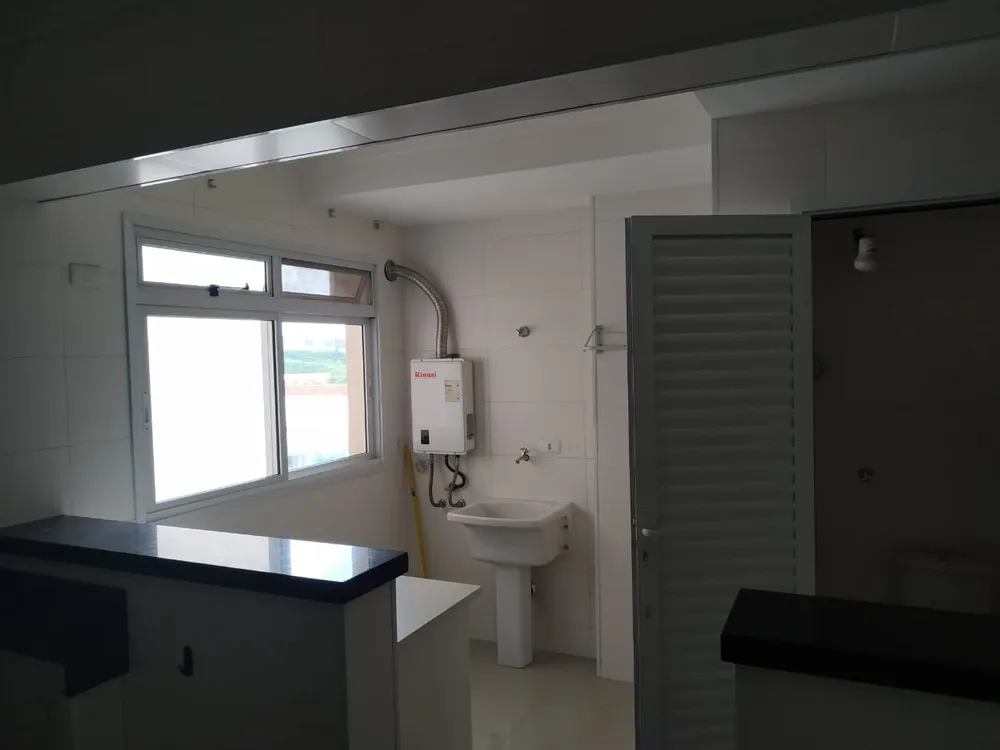 Apartamento, 3 quartos, 127 m² - Foto 2