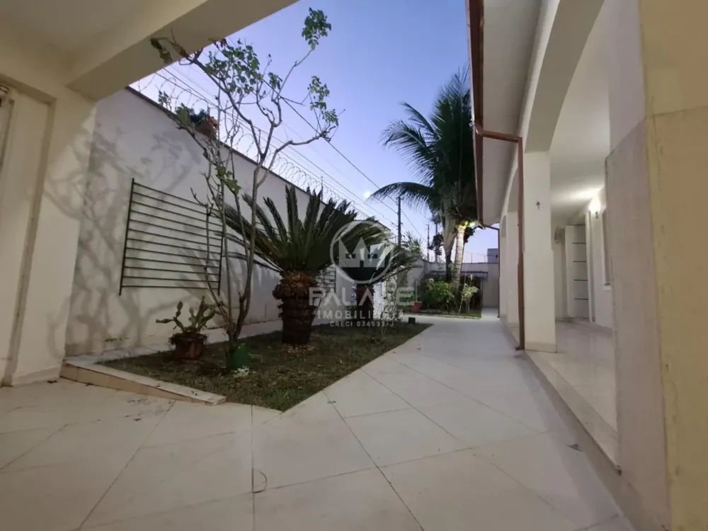 Casa, 3 quartos, 225 m² - Foto 3