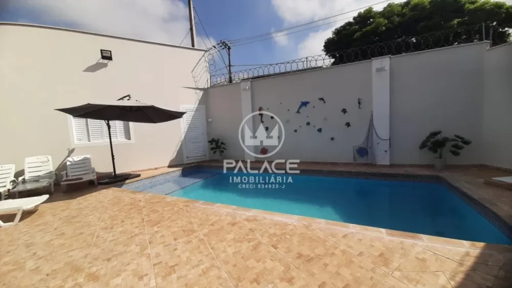 Casa, 1 quarto, 150 m² - Foto 2