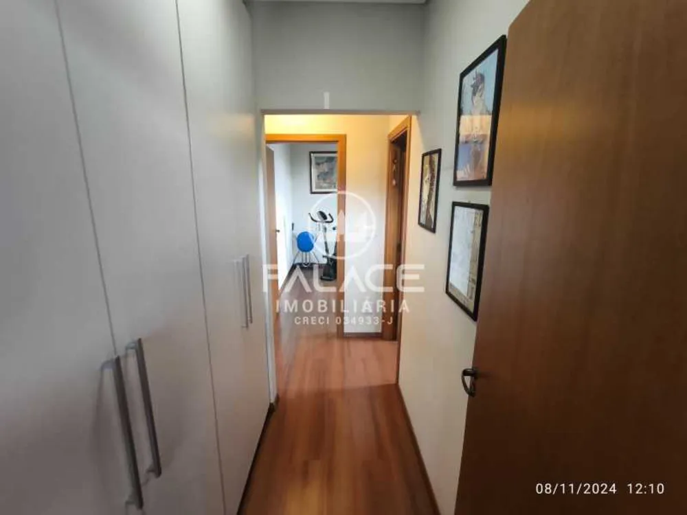 Casa, 3 quartos, 243 m² - Foto 1
