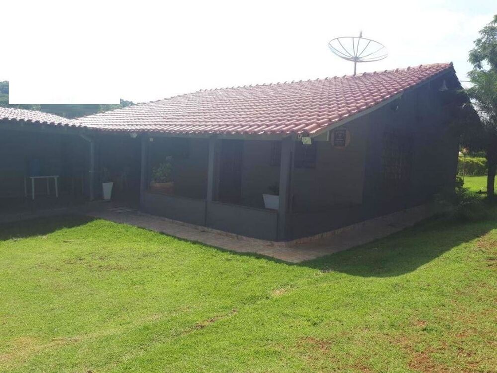 Chácara à venda com 2 quartos, 148m² - Foto 2