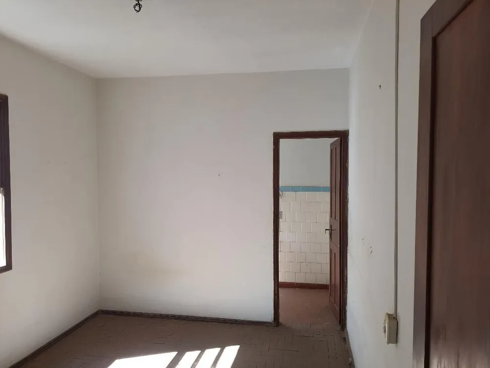 Casa, 5 quartos, 170 m² - Foto 2