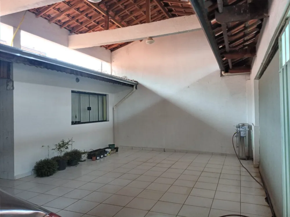 Casa, 4 quartos, 300 m² - Foto 2