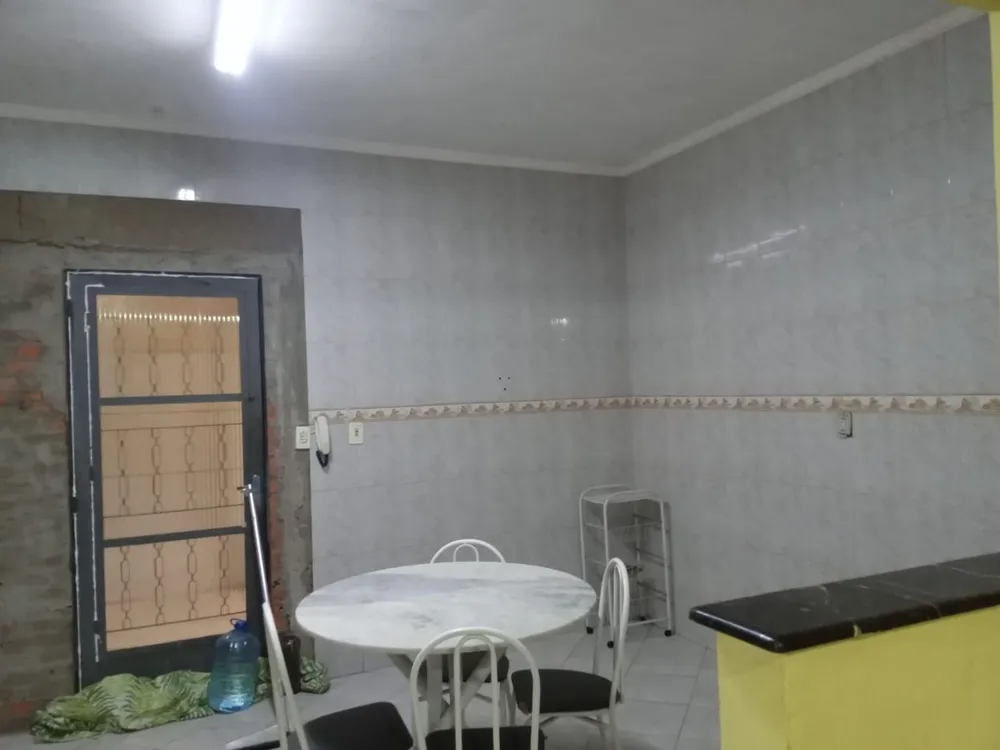 Casa, 4 quartos, 300 m² - Foto 4