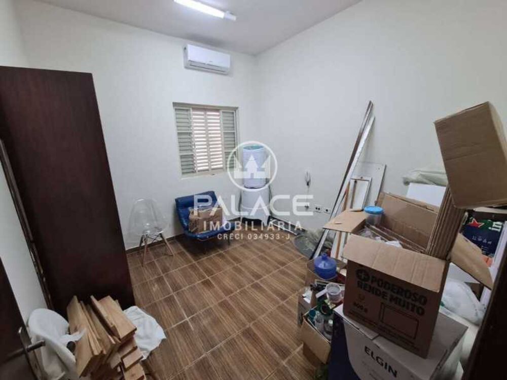 Casa Comercial à venda com 3 quartos, 123m² - Foto 2