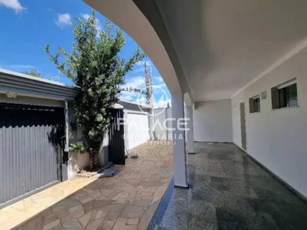 Casa, 3 quartos, 230 m² - Foto 2
