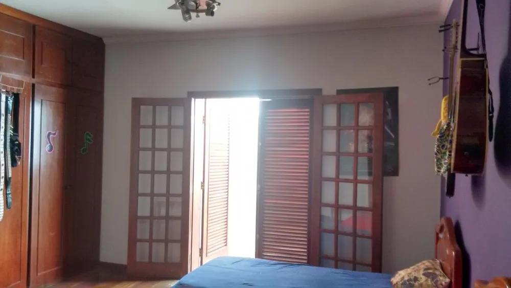 Casa, 3 quartos, 240 m² - Foto 2