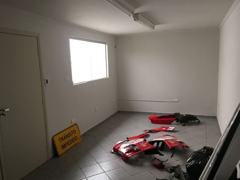 Casa para alugar com 3 quartos, 244m² - Foto 6