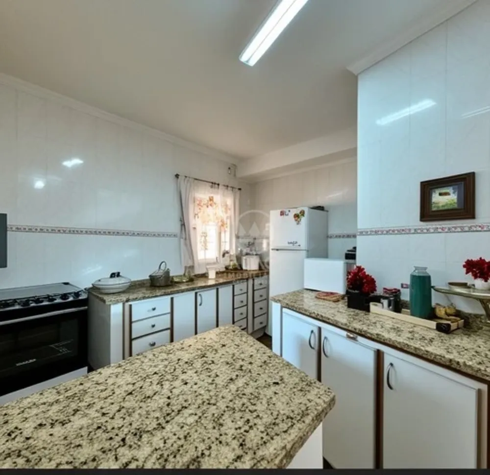 Casa, 3 quartos, 219 m² - Foto 7