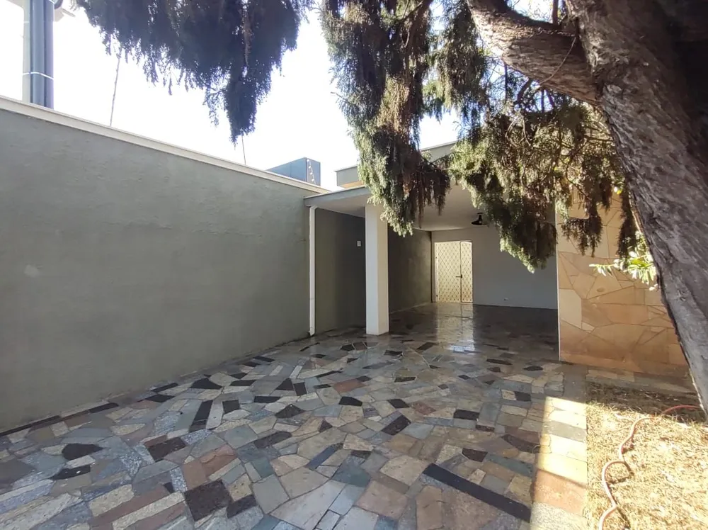 Casa, 3 quartos, 220 m² - Foto 1