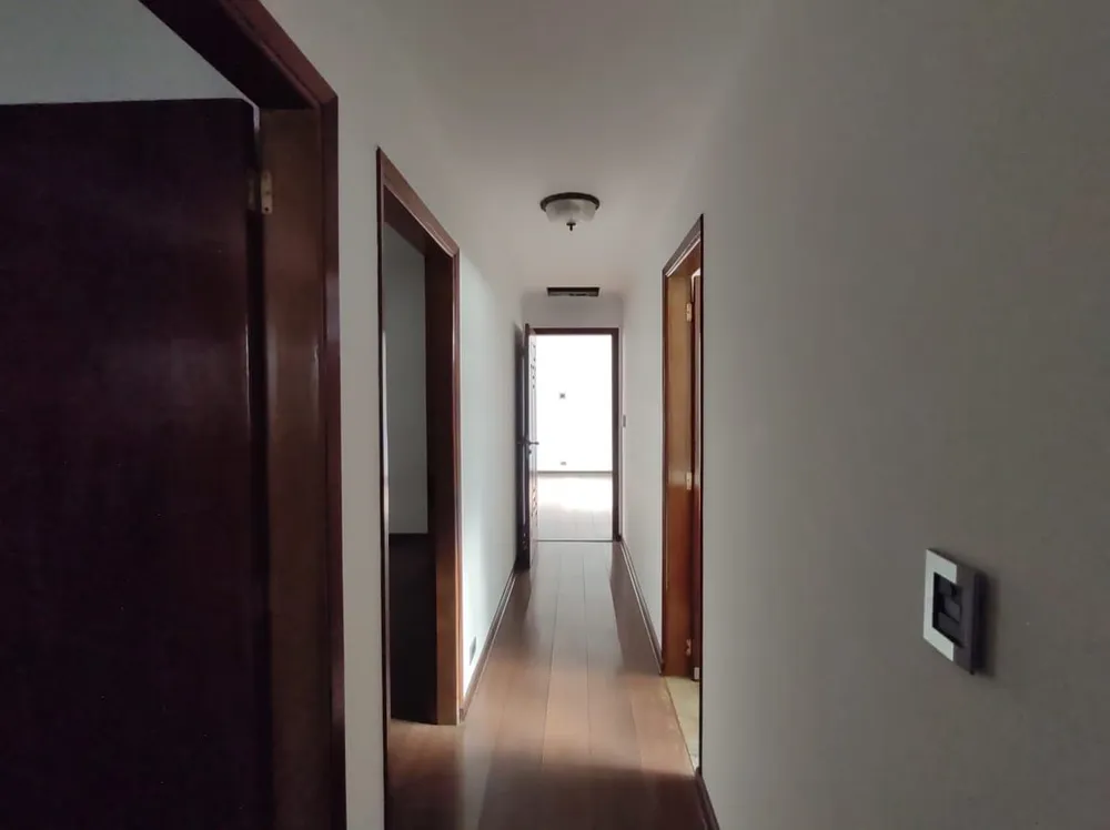 Casa, 3 quartos, 220 m² - Foto 3