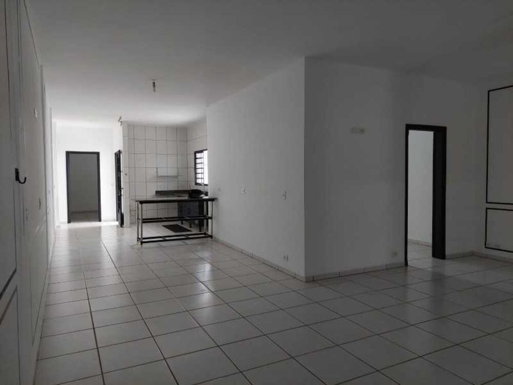 Casa Comercial à venda, 288m² - Foto 2