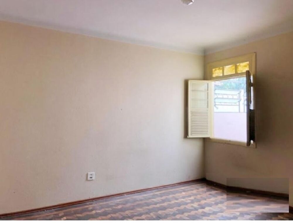 Casa à venda com 2 quartos, 173m² - Foto 2