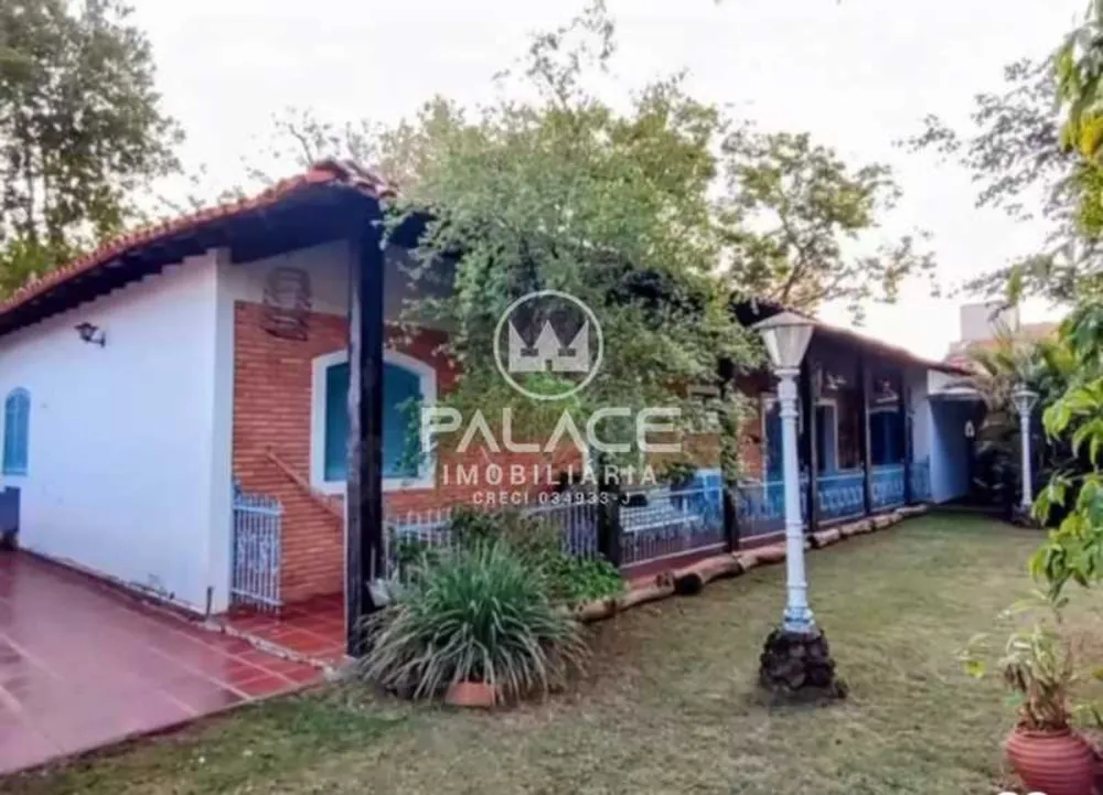 Casa, 3 quartos, 334 m² - Foto 1