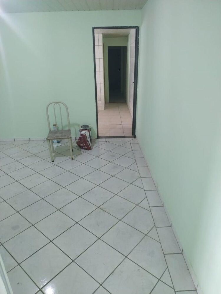 Casa à venda com 3 quartos, 80m² - Foto 6