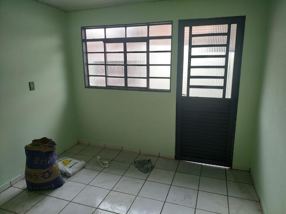 Casa à venda com 3 quartos, 80m² - Foto 5