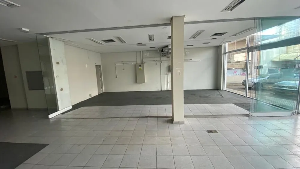 Prédio Inteiro, 351 m² - Foto 1