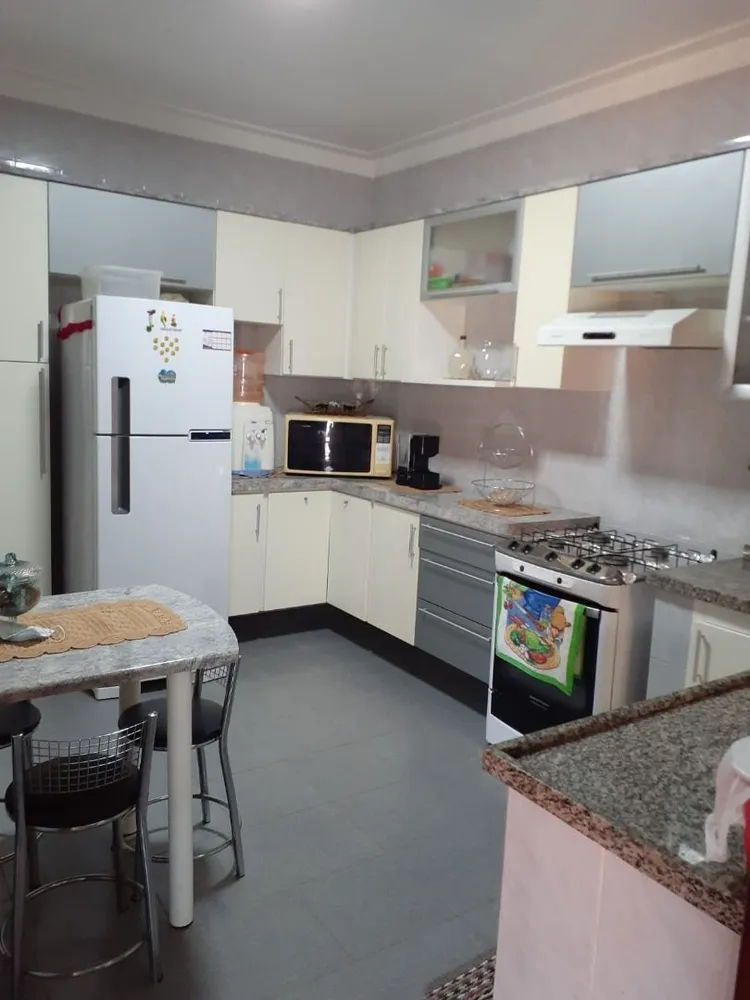 Casa, 3 quartos, 130 m² - Foto 3