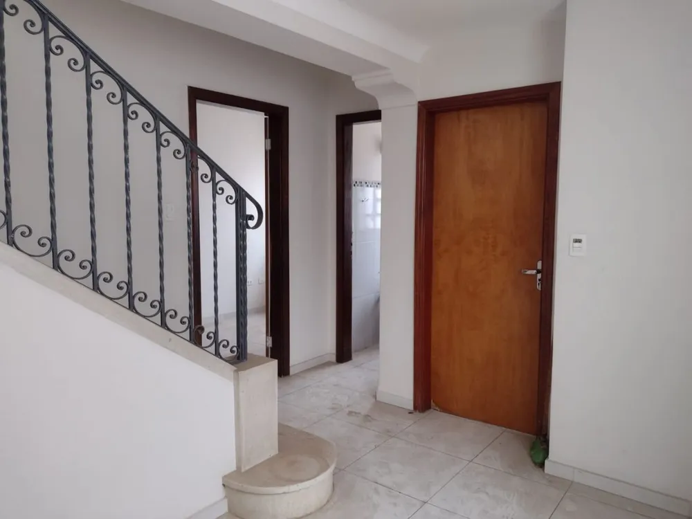 Casa, 3 quartos, 218 m² - Foto 9