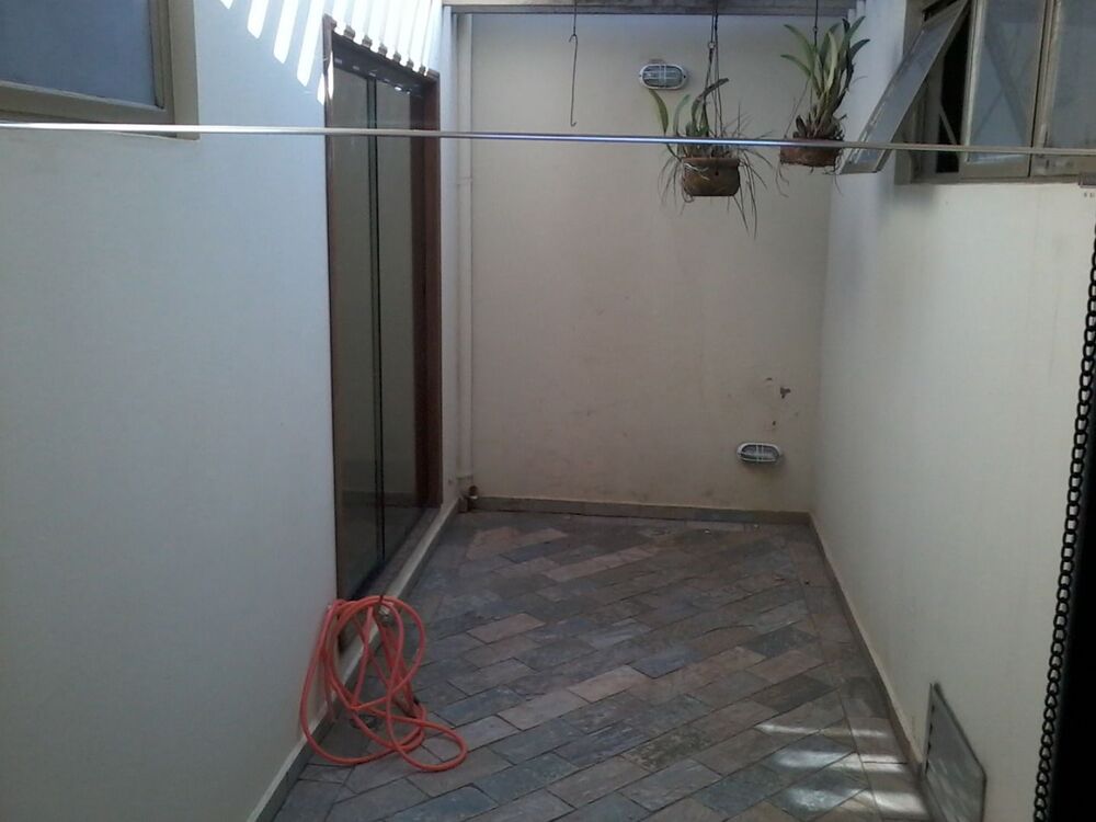 Casa à venda com 3 quartos, 230m² - Foto 4