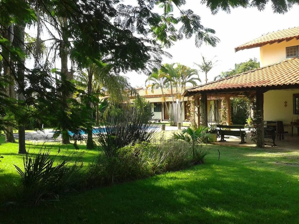 Chácara à venda com 3 quartos, 379m² - Foto 1
