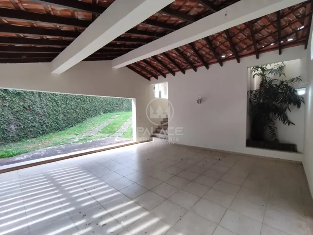Casa, 5 quartos, 343 m² - Foto 2